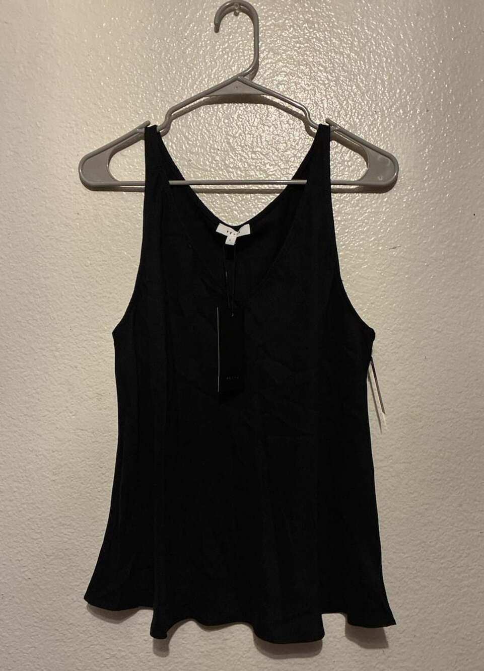 VETTA The Textured Shell Refined Size L Black Tank Top